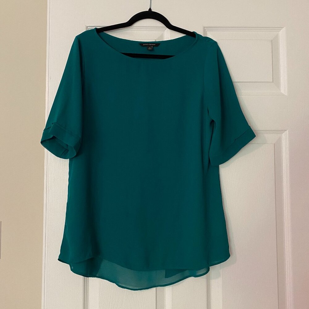 Banana Republic Tulip Back Blouse Size M